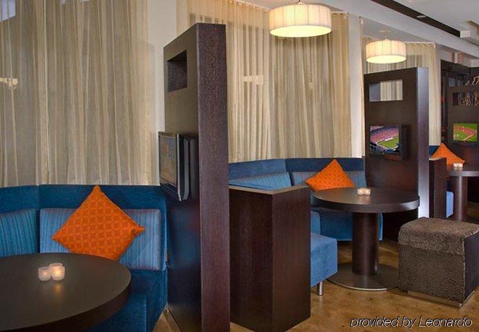 คอร์ทยาร์ด เบอร์มิงแฮม ฮูเวอร์ Hotel ร้านอาหาร รูปภาพ